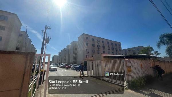 Vende-se em Sao Leopoldo-RS  apto, 81.29 de área total, 41.19 de área privativa,  2_qto(s), WC, 1_sala(s), cozinha.