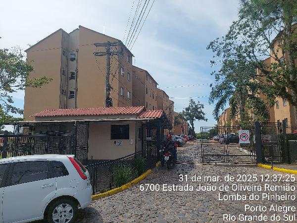 Vende-se em Porto Alegre-RS  apto, 48.74 de área total, 39.03 de área privativa,  2_qto(s), WC, 1_sala(s), cozinha.