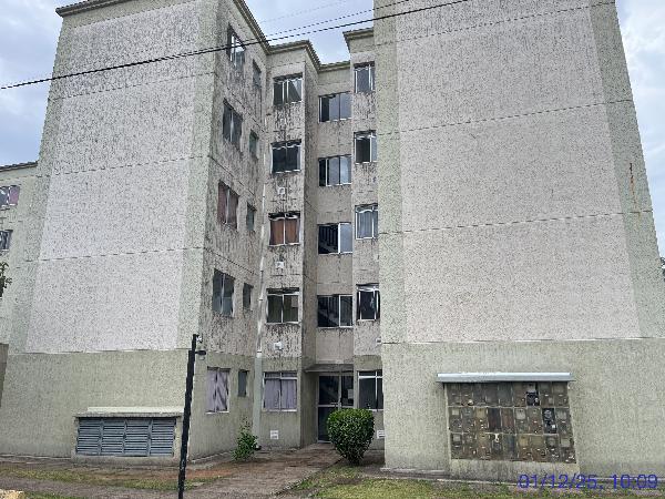 Vende-se em Porto Alegre-RS  apto, 92.53 de área total, 40.29 de área privativa,  2_qto(s), WC, 1_sala(s), cozinha.