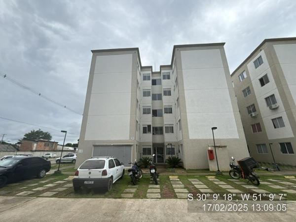 Vende-se em Porto Alegre-RS  apto, 74.20 de área total, 41.19 de área privativa,  2_qto(s), a.serv, WC, 1_sala(s), cozinha.