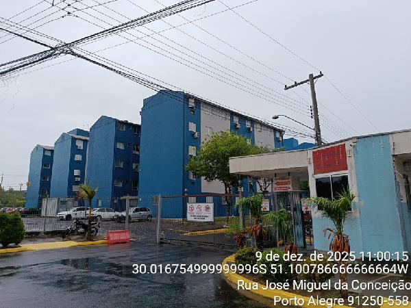 Vende-se em Porto Alegre-RS  apto, 42.78 de área total, 37.58 de área privativa,  2_qto(s), WC, 1_sala(s), cozinha.