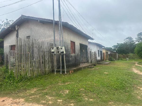 Vende-se em Curuca-PA  Casa, 44.00 de área privativa, 200.00 de área do terreno,  2_qto(s), WC, 1_sala(s), cozinha, 1_vaga(s) de garagem.