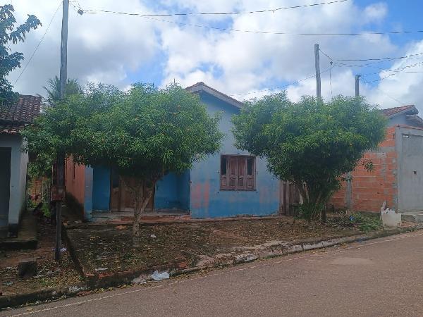Vende-se em Aurora Do Para-PA  Casa, 80.00 de área total, 80.00 de área privativa, 245.00 de área do terreno,  2_qto(s), a.serv, WC, 1_sala(s), cozinha.