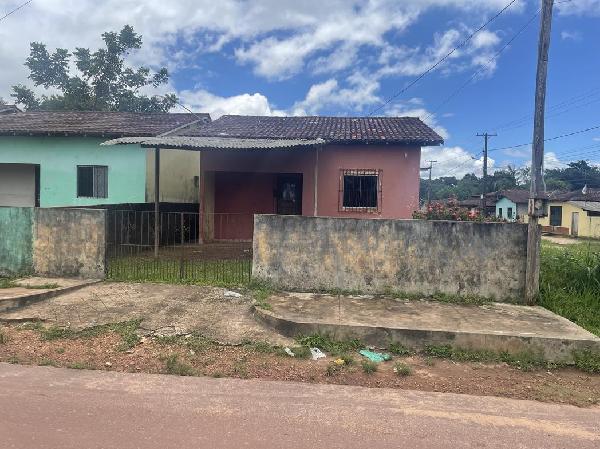 Vende-se em Curuca-PA  Casa, 55.33 de área total, 55.33 de área privativa, 200.00 de área do terreno,  2_qto(s), a.serv, WC, 1_sala(s), cozinha.