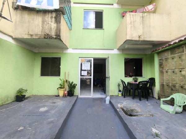 Vende-se em Castanhal-PA  apto, 100.85 de área total, 44.84 de área privativa,  2_qto(s), a.serv, WC, 1_sala(s), cozinha, 1_vaga(s) de garagem.