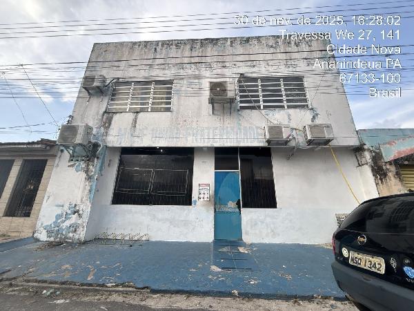 Vende-se em Ananindeua-PA  casa, 400.00 de área total, 400.00 de área privativa, 200.00 de área do terreno, WC, 9_sala(s), 2 lavabo(s), cozinha.