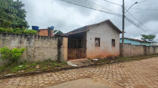 Vende-se em Jacunda-PA  Casa, 69.71 de área privativa, 277.88 de área do terreno,  2_qto(s), WC, 1_sala(s), cozinha, 1_vaga(s) de garagem.