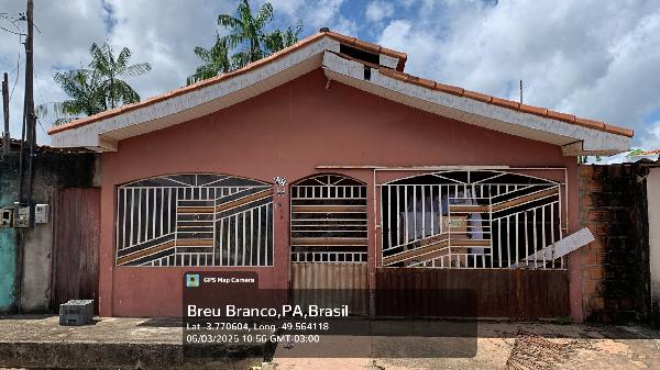 Vende-se em Breu Branco-PA  Casa, 70.00 de área total, 70.00 de área privativa, 200.00 de área do terreno,  2_qto(s), a.serv, WC, 1_sala(s), cozinha, 1_vaga(s) de garagem.