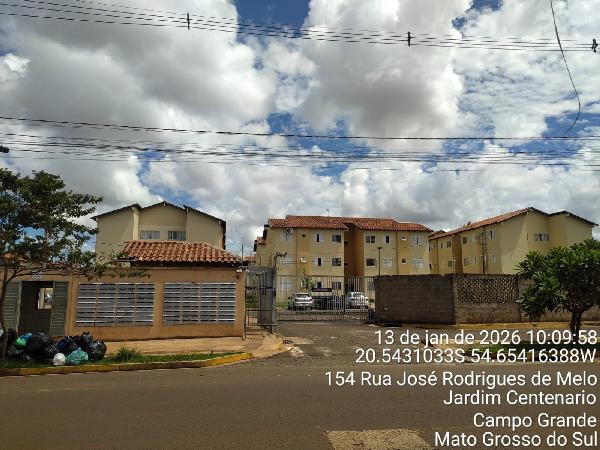 Vende-se em Campo Grande-MS  apto, 45.89 de área total, 42.17 de área privativa,  2_qto(s), a.serv, WC, 1_sala(s), cozinha, 1_vaga(s) de garagem.