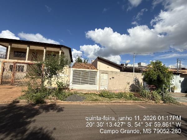 Vende-se em Campo Grande-MS  Casa, 71.05 de área total, 71.05 de área privativa, 148.58 de área do terreno,  2_qto(s), a.serv, WC, 1_sala(s), cozinha, 1_vaga(s) de garagem.