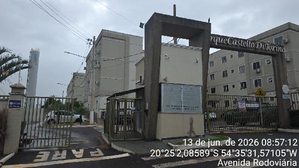 Vende-se em Campo Grande-MS  apto, 51.47 de área total, 39.95 de área privativa,  2_qto(s), a.serv, WC, 1_sala(s), cozinha, 1_vaga(s) de garagem.