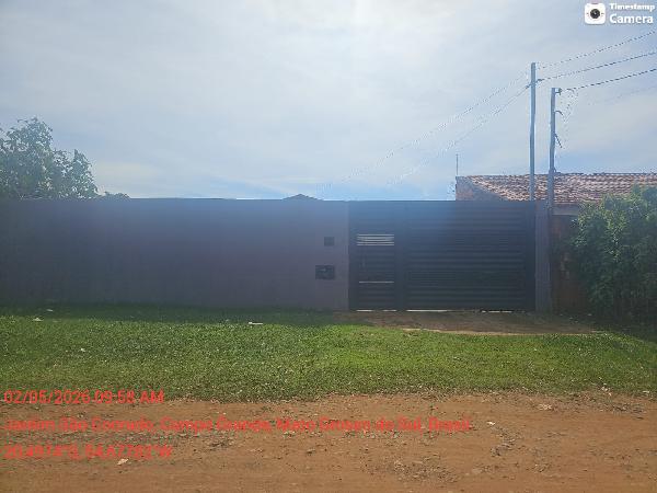 Vende-se em Campo Grande-MS  Casa, 142.02 de área total, 142.02 de área privativa, 390.00 de área do terreno,  3_qto(s), a.serv, WC, 1_sala(s), cozinha, 2_vaga(s) de garagem.