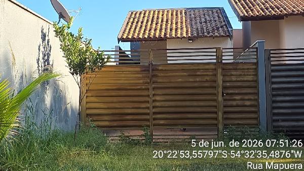 Vende-se em Campo Grande-MS  Casa, 61.42 de área total, 61.42 de área privativa, 132.00 de área do terreno,  2_qto(s), a.serv, WC, 1_sala(s), cozinha, 1_vaga(s) de garagem.