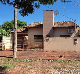 Vende-se em Dourados-MS  Casa, 69.83 de área privativa, 149.24 de área do terreno,  2_qto(s), a.serv, WC, 1_sala(s), cozinha, 1_vaga(s) de garagem.