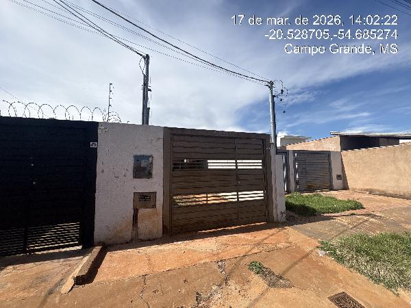 Vende-se em Campo Grande-MS  Casa, 57.54 de área total, 57.54 de área privativa, 95.00 de área do terreno,  2_qto(s), varanda, a.serv, WC, 1_sala(s), cozinha.