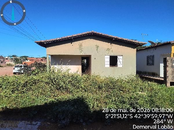 Vende-se em Demerval Lobao-PI  Casa, 56.03 de área total, 56.03 de área privativa, 210.00 de área do terreno,  2_qto(s), a.serv, WC, 1_sala(s), cozinha, Terraco.