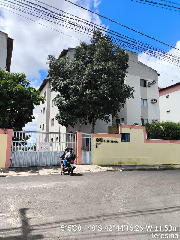 Vende-se em Teresina-PI  apto, 50.20 de área total, 47.16 de área privativa,  2_qto(s), a.serv, WC, 1_sala(s), cozinha, 1_vaga(s) de garagem.