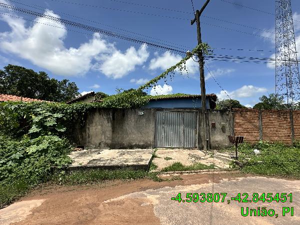 Vende-se em Uniao-PI  Casa, 48.60 de área total, 48.60 de área privativa, 217.70 de área do terreno,  2_qto(s), WC, 1_sala(s), cozinha, Terraco.
