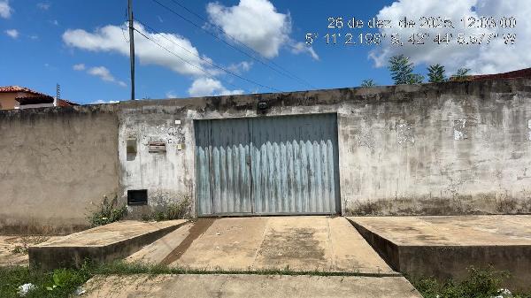 Vende-se em Teresina-PI  Casa, 47.84 de área total, 47.84 de área privativa, 300.00 de área do terreno,  2_qto(s), WC, 1_sala(s), 1 lavabo(s), cozinha.