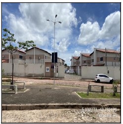 Vende-se em Teresina-PI  Casa, 102.79 de área privativa, 146.96 de área do terreno,  2_qto(s), a.serv, WC, 1_sala(s), cozinha, 1_vaga(s) de garagem.
