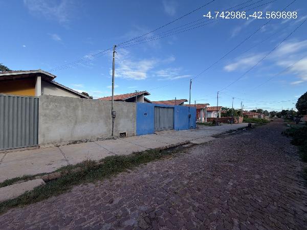 Vende-se em Jose De Freitas-PI  Casa, 49.93 de área total, 49.93 de área privativa, 180.88 de área do terreno,  2_qto(s), a.serv, WC, 1_sala(s), cozinha, Terraco, 1_vaga(s) de garagem.