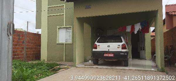 Vende-se em Sao Joao Da Fronteira-PI  Casa, 70.00 de área total, 70.00 de área privativa, 209.00 de área do terreno,  2_qto(s), a.serv, WC, 1_sala(s), cozinha, 1_vaga(s) de garagem.