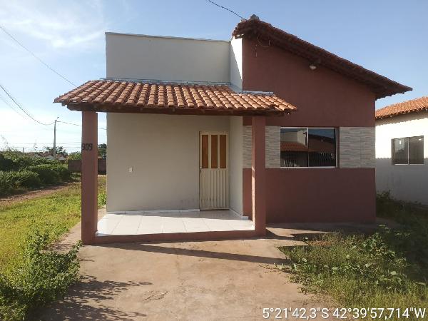 Vende-se em Demerval Lobao-PI  Casa, 56.43 de área total, 56.43 de área privativa, 209.56 de área do terreno,  2_qto(s), varanda, a.serv, WC, 1_sala(s), cozinha, Terraco, 1_vaga(s) de garagem.