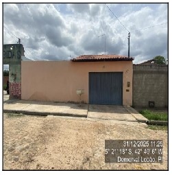 Vende-se em Demerval Lobao-PI  Casa, 56.00 de área total, 56.00 de área privativa, 300.00 de área do terreno,  2_qto(s), WC, 1_sala(s), cozinha, Terraco.