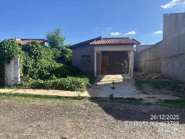 Vende-se em Altos-PI  Casa, 63.70 de área total, 63.70 de área privativa, 250.00 de área do terreno,  2_qto(s), WC, 1_sala(s), cozinha, 1_vaga(s) de garagem.