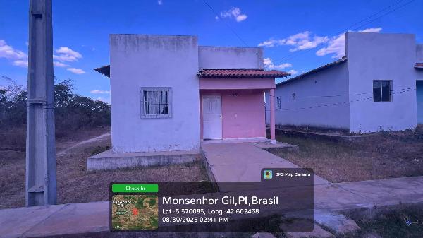 Vende-se em Monsenhor Gil-PI  Casa, 60.00 de área total, 60.00 de área privativa, 203.63 de área do terreno,  2_qto(s), a.serv, WC, 1_sala(s), cozinha, Terraco.