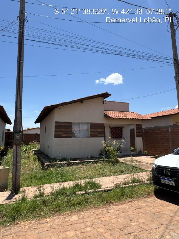 Vende-se em Demerval Lobao-PI  Casa, 58.50 de área total, 58.50 de área privativa, 190.00 de área do terreno,  2_qto(s), a.serv, WC, 1_sala(s), cozinha.