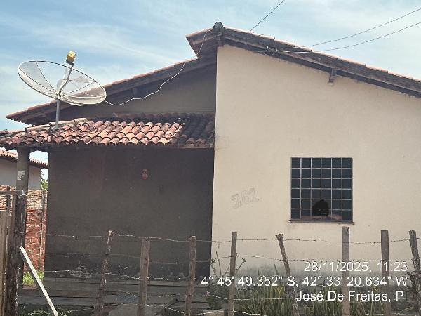 Vende-se em Jose De Freitas-PI  Casa, 69.98 de área total, 69.98 de área privativa, 200.00 de área do terreno,  3_qto(s), varanda, WC, 1_sala(s), cozinha.