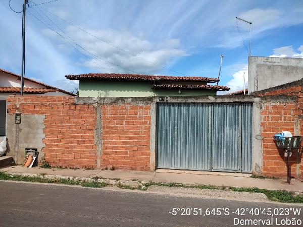 Vende-se em Demerval Lobao-PI  Casa, 52.69 de área privativa, 156.64 de área do terreno,  2_qto(s), WC, cozinha, Terraco.