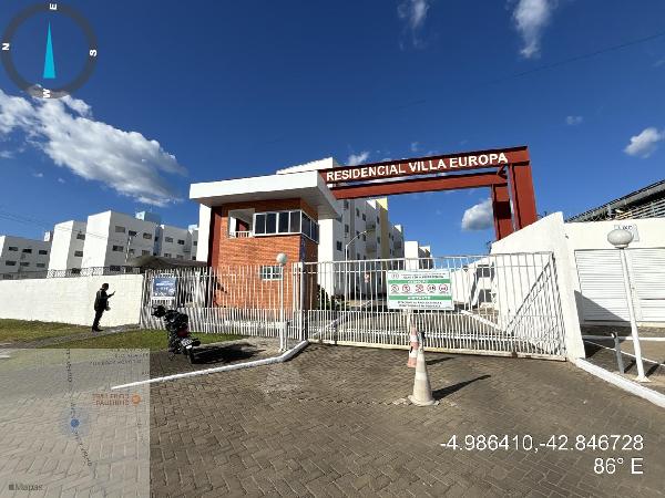 Vende-se em Teresina-PI  apto, 53.21 de área total, 46.02 de área privativa,  2_qto(s), varanda, a.serv, WC, 1_sala(s), cozinha, 1_vaga(s) de garagem.