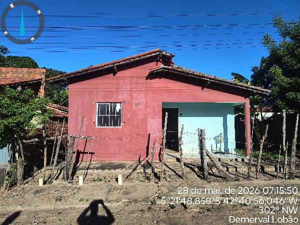 Vende-se em Demerval Lobao-PI  Casa, 56.75 de área total, 56.75 de área privativa, 150.00 de área do terreno,  2_qto(s), a.serv, WC, 1_sala(s), cozinha, Terraco.