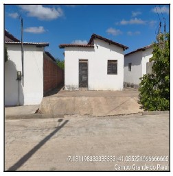 Vende-se em Campo Grande Do Piaui-PI  Casa, 70.00 de área total, 70.00 de área privativa, 240.00 de área do terreno,  2_qto(s), WC, 1_sala(s), cozinha.