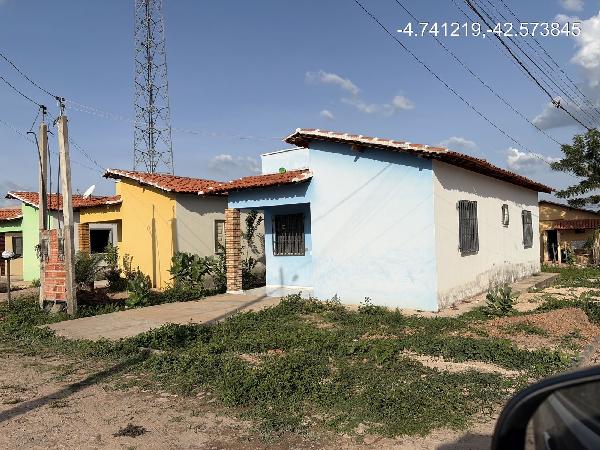 Vende-se em Jose De Freitas-PI  Casa, 64.50 de área total, 64.50 de área privativa, 180.00 de área do terreno,  2_qto(s), WC, 1_sala(s), cozinha, Terraco.