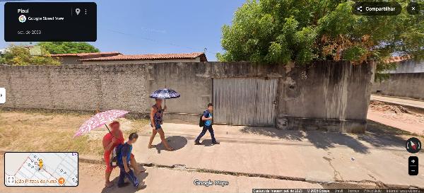 Vende-se em Teresina-PI  Casa, 60.70 de área total, 60.70 de área privativa, 360.00 de área do terreno,  3_qto(s), varanda, WC, 1_sala(s), cozinha.