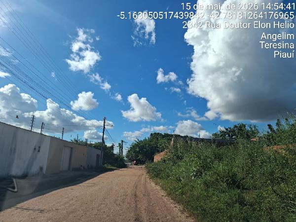 Vende-se em Teresina-PI  Casa, 60.86 de área total, 60.86 de área privativa, 105.00 de área do terreno,  2_qto(s), a.serv, WC, 1_sala(s), cozinha, 1_vaga(s) de garagem.