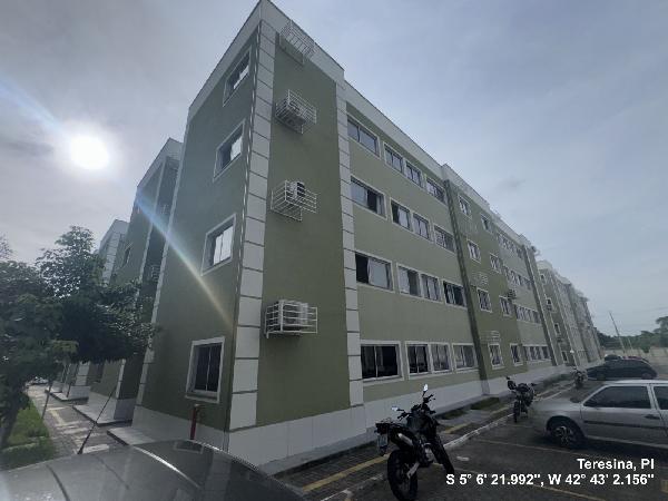 Vende-se em Teresina-PI  apto, 74.81 de área total, 45.45 de área privativa,  2_qto(s), WC, 1_sala(s), cozinha, 1_vaga(s) de garagem.