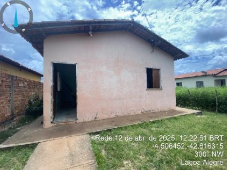 Vende-se em Lagoa Alegre-PI  Casa, 55.25 de área privativa, 280.00 de área do terreno,  2_qto(s), WC, 1_sala(s), cozinha.
