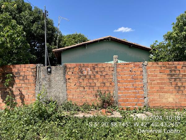 Vende-se em Demerval Lobao-PI  Casa, 52.50 de área total, 52.50 de área privativa, 472.20 de área do terreno,  2_qto(s), WC, 1_sala(s), cozinha, Terraco.