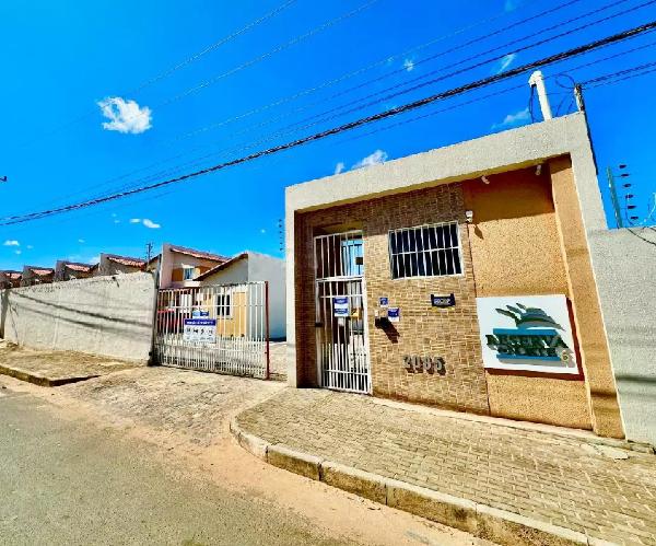 Vende-se em Teresina-PI  Casa, 60.86 de área total, 60.86 de área privativa,  2_qto(s), a.serv, WC, 1_sala(s), 1 lavabo(s), cozinha, 1_vaga(s) de garagem.