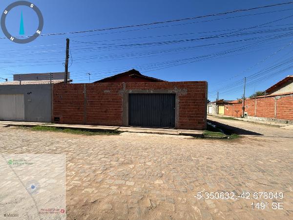Vende-se em Demerval Lobao-PI  Casa, 56.00 de área total, 56.00 de área privativa, 200.00 de área do terreno,  2_qto(s), WC, 1_sala(s), cozinha, Terraco, 1_vaga(s) de garagem.