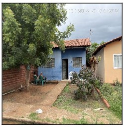 Vende-se em Demerval Lobao-PI  Casa, 42.50 de área privativa, 136.00 de área do terreno,  2_qto(s), a.serv, WC, 1_sala(s), cozinha.