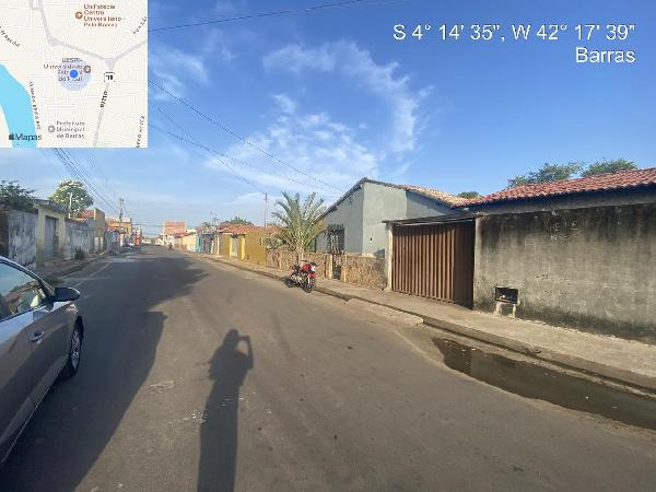 Vende-se em Barras-PI  Casa, 64.50 de área privativa, 160.00 de área do terreno,  2_qto(s), WC, 1_sala(s), cozinha.