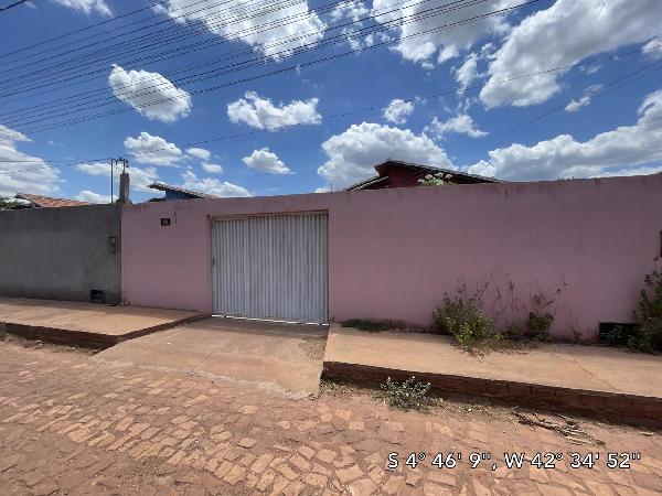 Vende-se em Jose De Freitas-PI  Casa, 53.89 de área total, 53.89 de área privativa, 195.00 de área do terreno,  2_qto(s), a.serv, WC, 1_sala(s), cozinha, 1_vaga(s) de garagem.