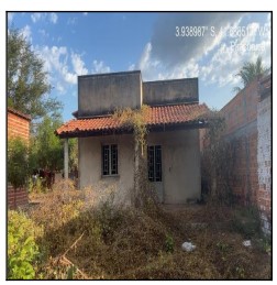 Vende-se em Piracuruca-PI  Casa, 69.01 de área privativa, 250.00 de área do terreno.