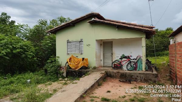 Vende-se em Demerval Lobao-PI  Casa, 56.00 de área privativa, 300.00 de área do terreno,  2_qto(s), WC, 1_sala(s), cozinha.