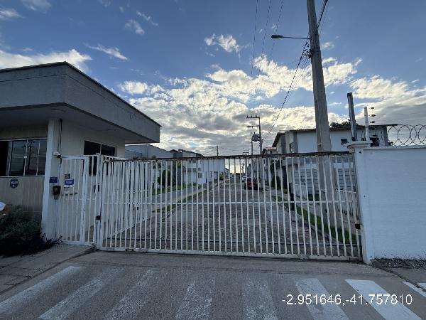 Vende-se em Parnaiba-PI  Casa, 59.73 de área total, 59.73 de área privativa, 71.67 de área do terreno,  2_qto(s), a.serv, WC, 1_sala(s), cozinha, 1_vaga(s) de garagem.